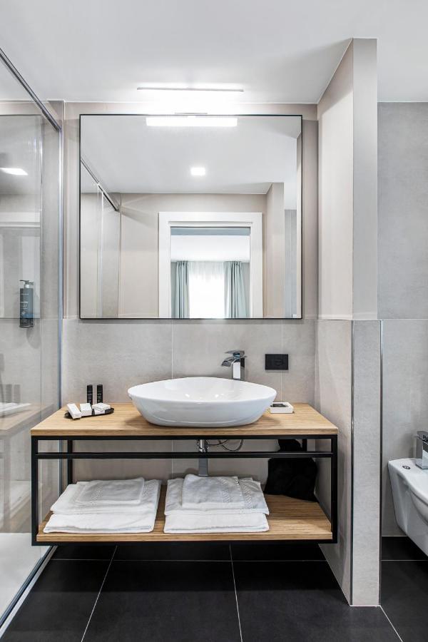 Reflection Boutique Hotels Toscolano Maderno Dış mekan fotoğraf